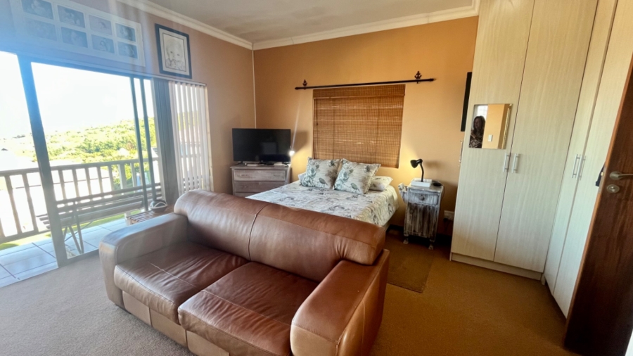 3 Bedroom Property for Sale in Avonddans Western Cape